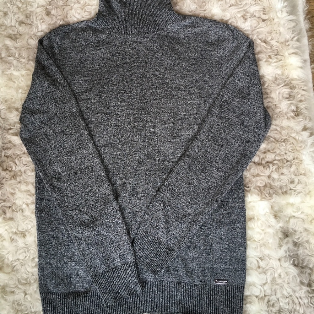 Calvin Klein Gray Turtleneck, si…